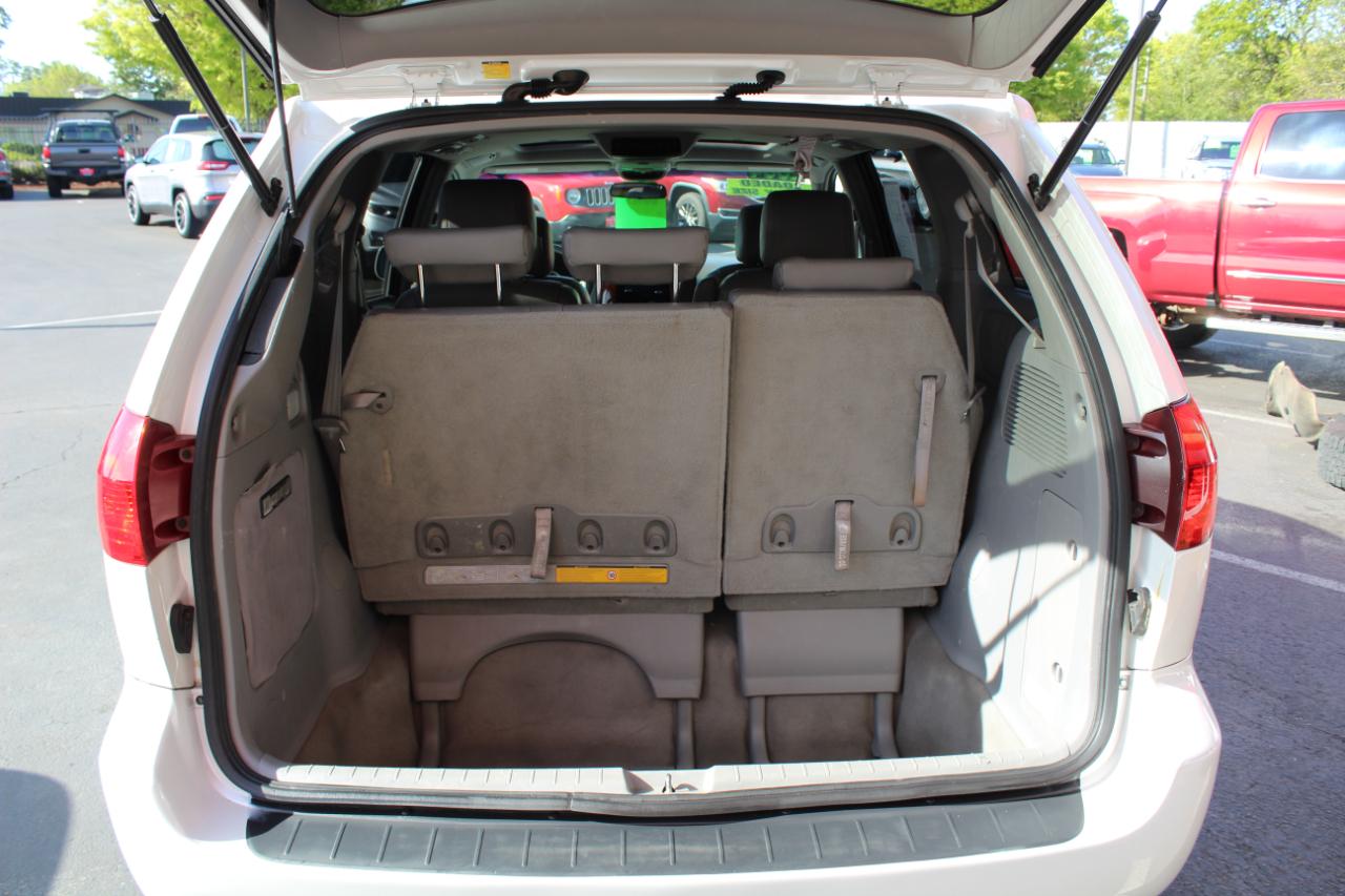 Toyota Sienna 5dr XLE FWD (Natl) 2004