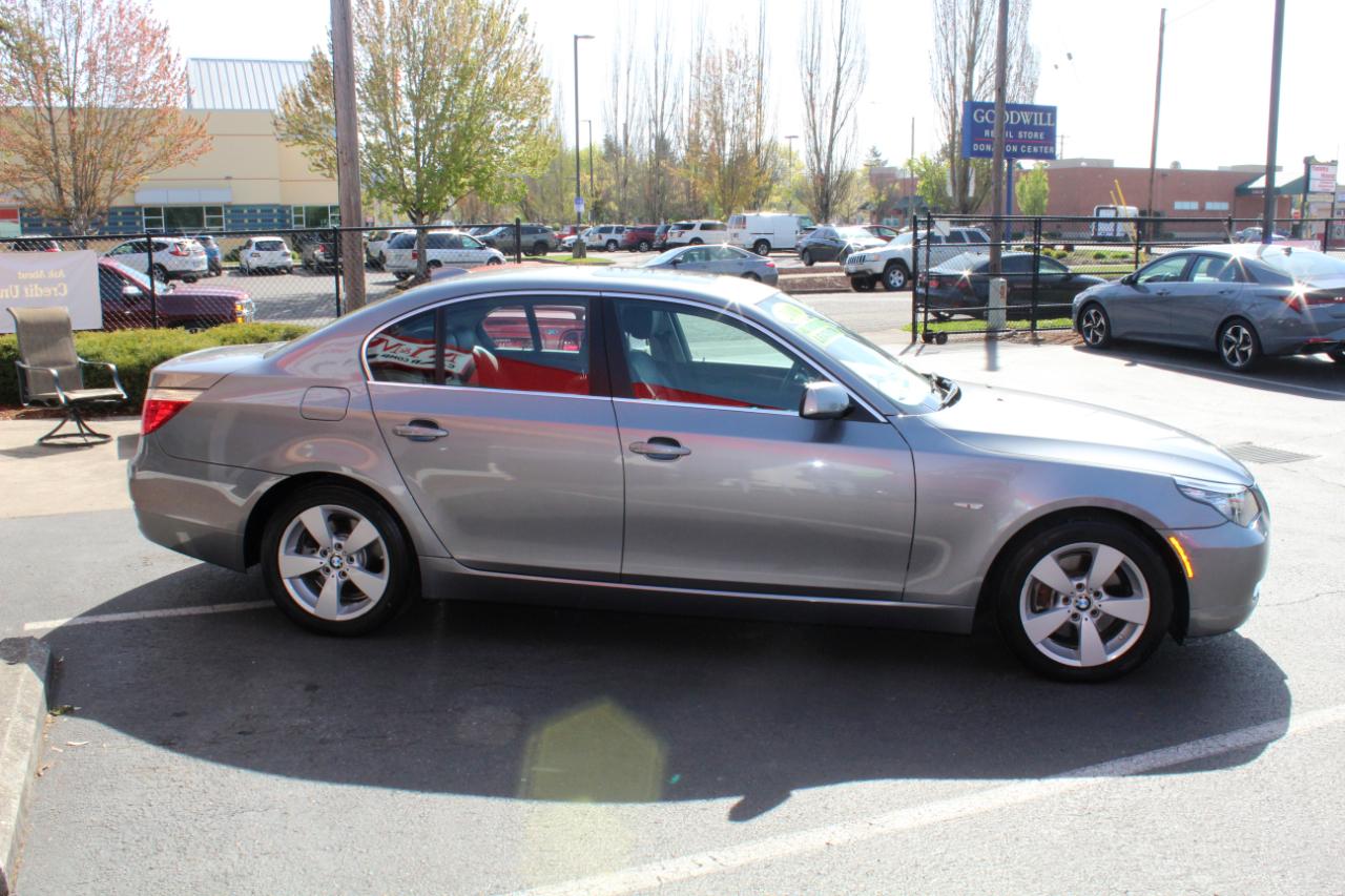BMW 5 Series 4dr Sdn 528xi AWD 2008