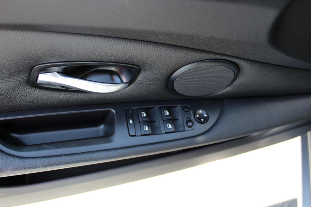 BMW 5 Series 4dr Sdn 528xi AWD 2008