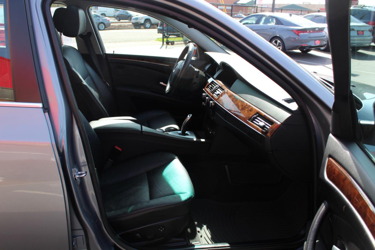BMW 5 Series 4dr Sdn 528xi AWD 2008
