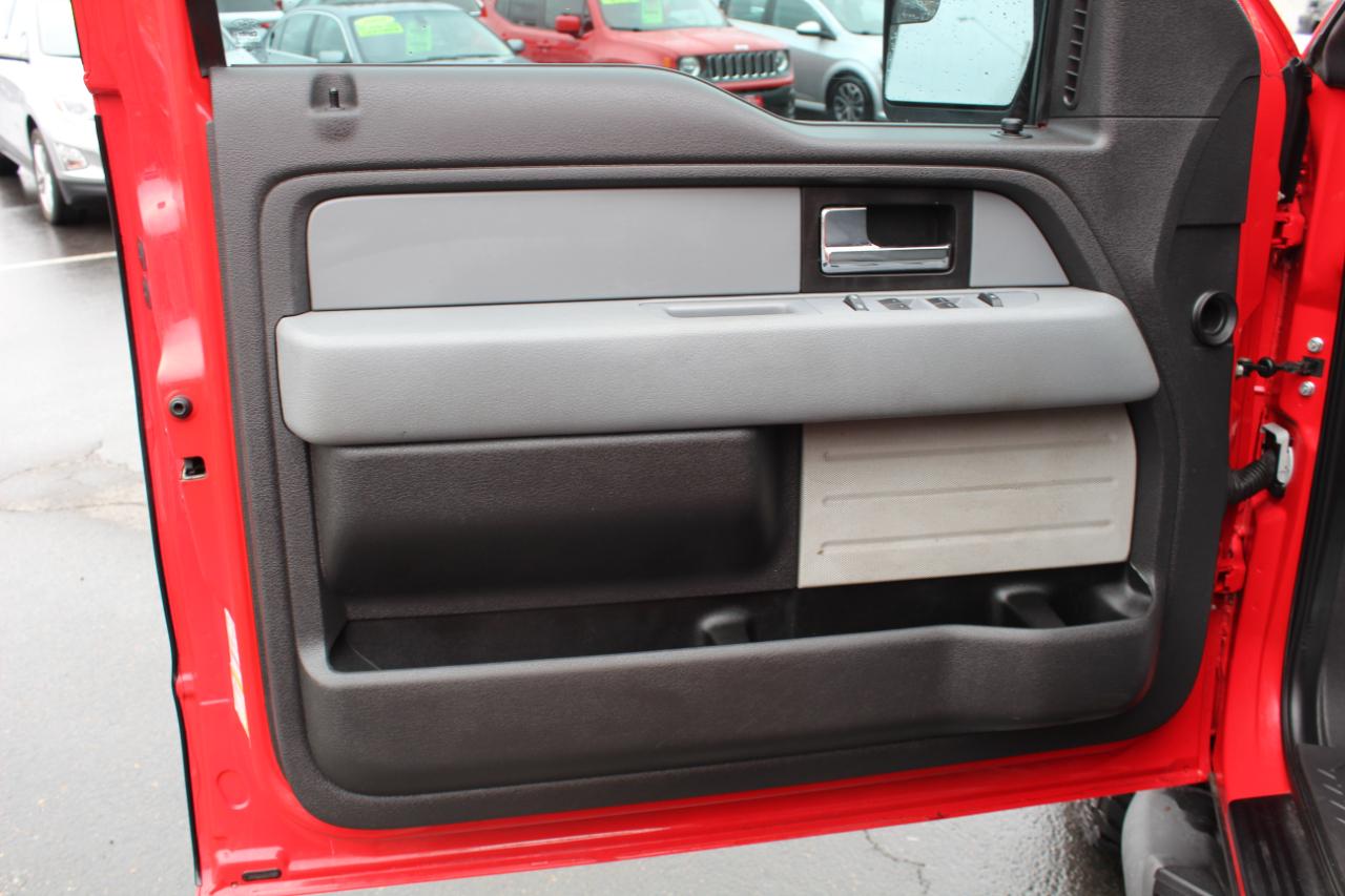 Ford F-150 4WD SuperCrew 145" XLT 2014