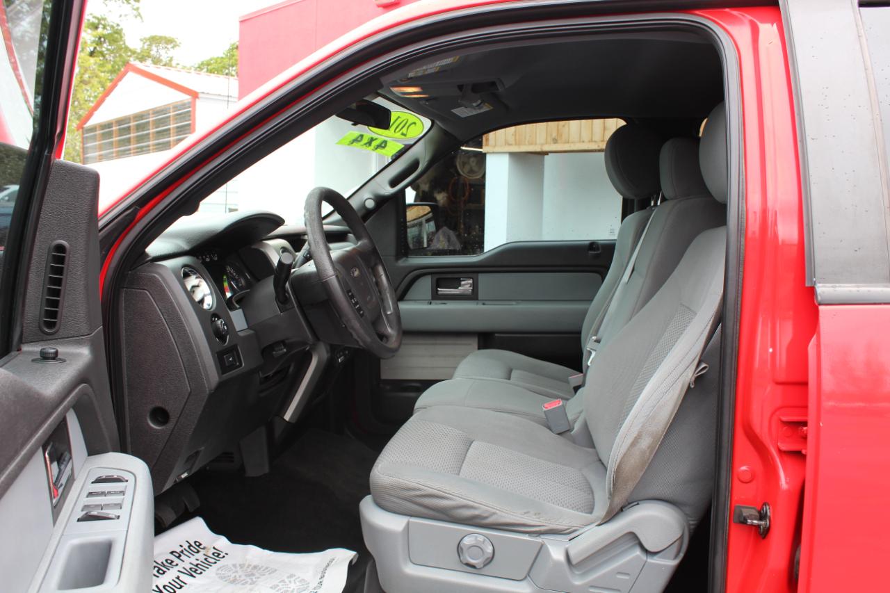 Ford F-150 4WD SuperCrew 145" XLT 2014