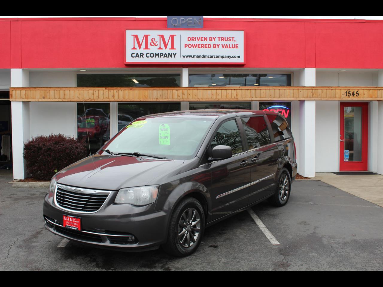 Chrysler Town & Country 4dr Wgn S 2015