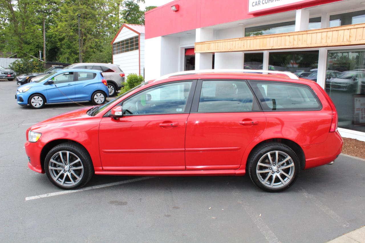 Volvo V50 4dr Wgn 2.5T AWD 2008