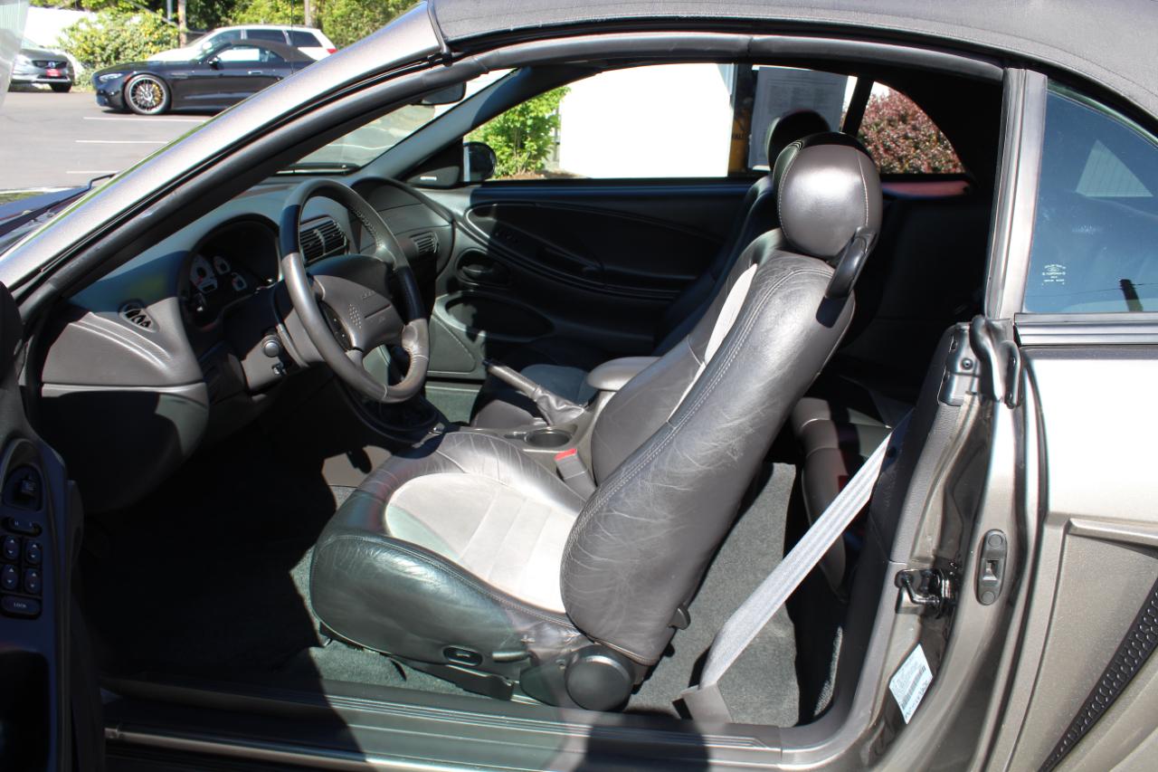 Ford Mustang 2dr Convertible SVT Cobra 2001