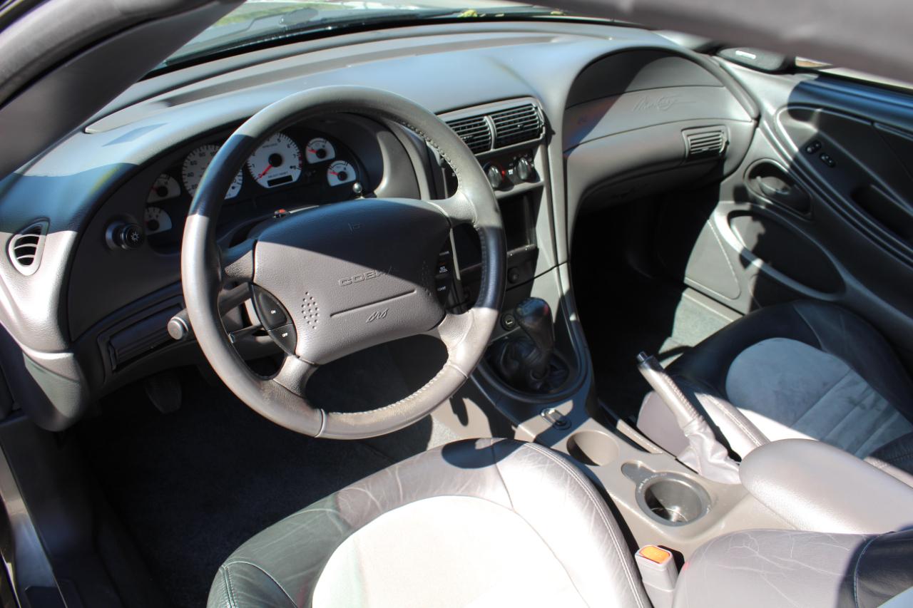 Ford Mustang 2dr Convertible SVT Cobra 2001