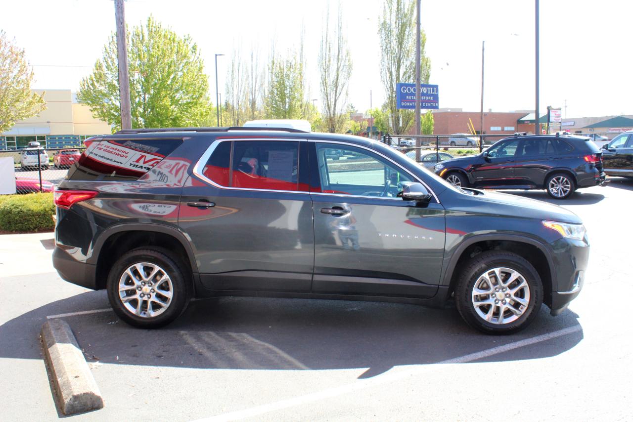 Chevrolet Traverse FWD 4dr LT Cloth w/1LT 2020
