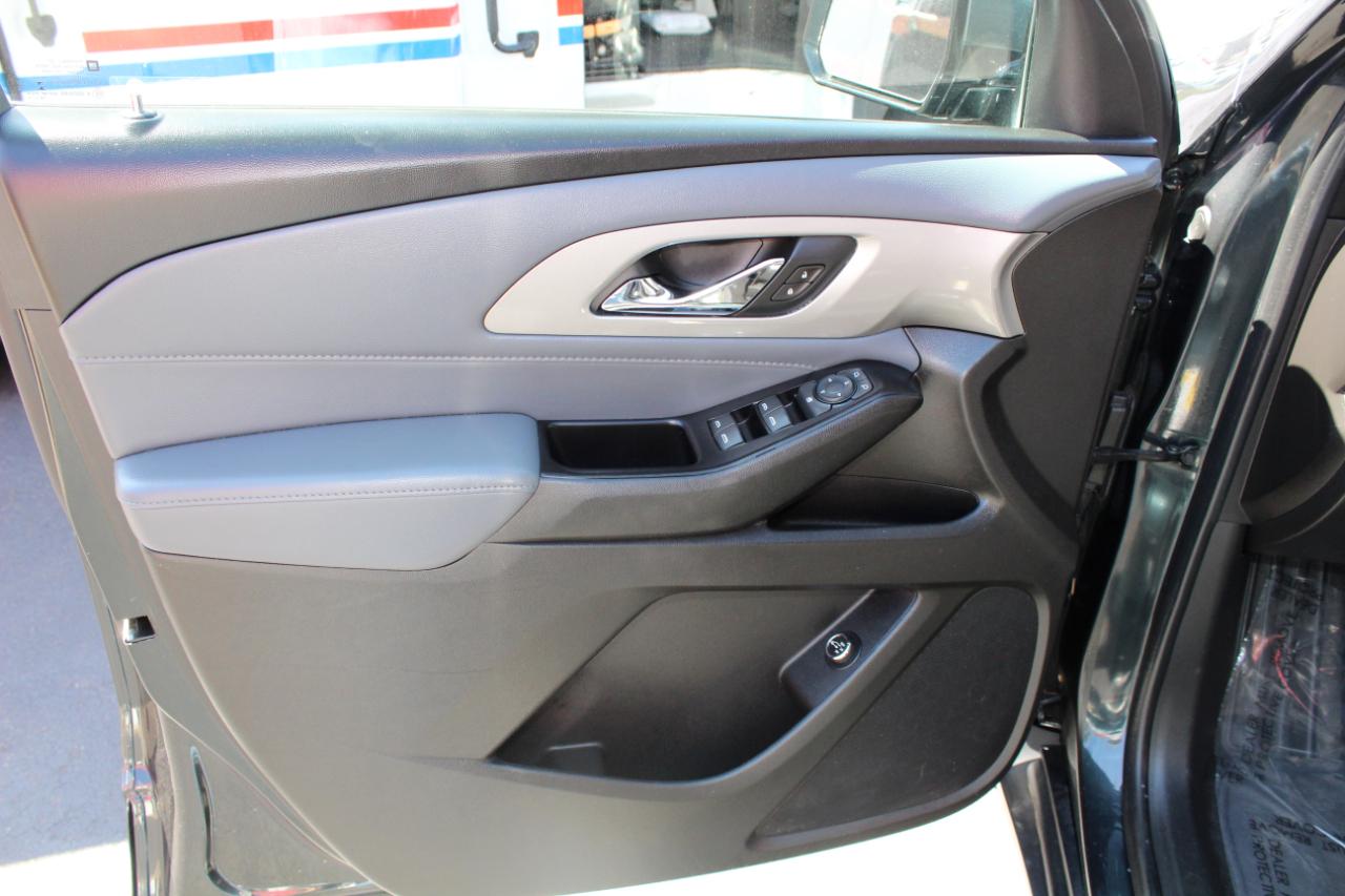 Chevrolet Traverse FWD 4dr LT Cloth w/1LT 2020