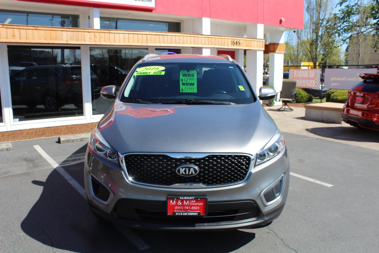 Kia Sorento FWD 4dr 2.4L LX 2016