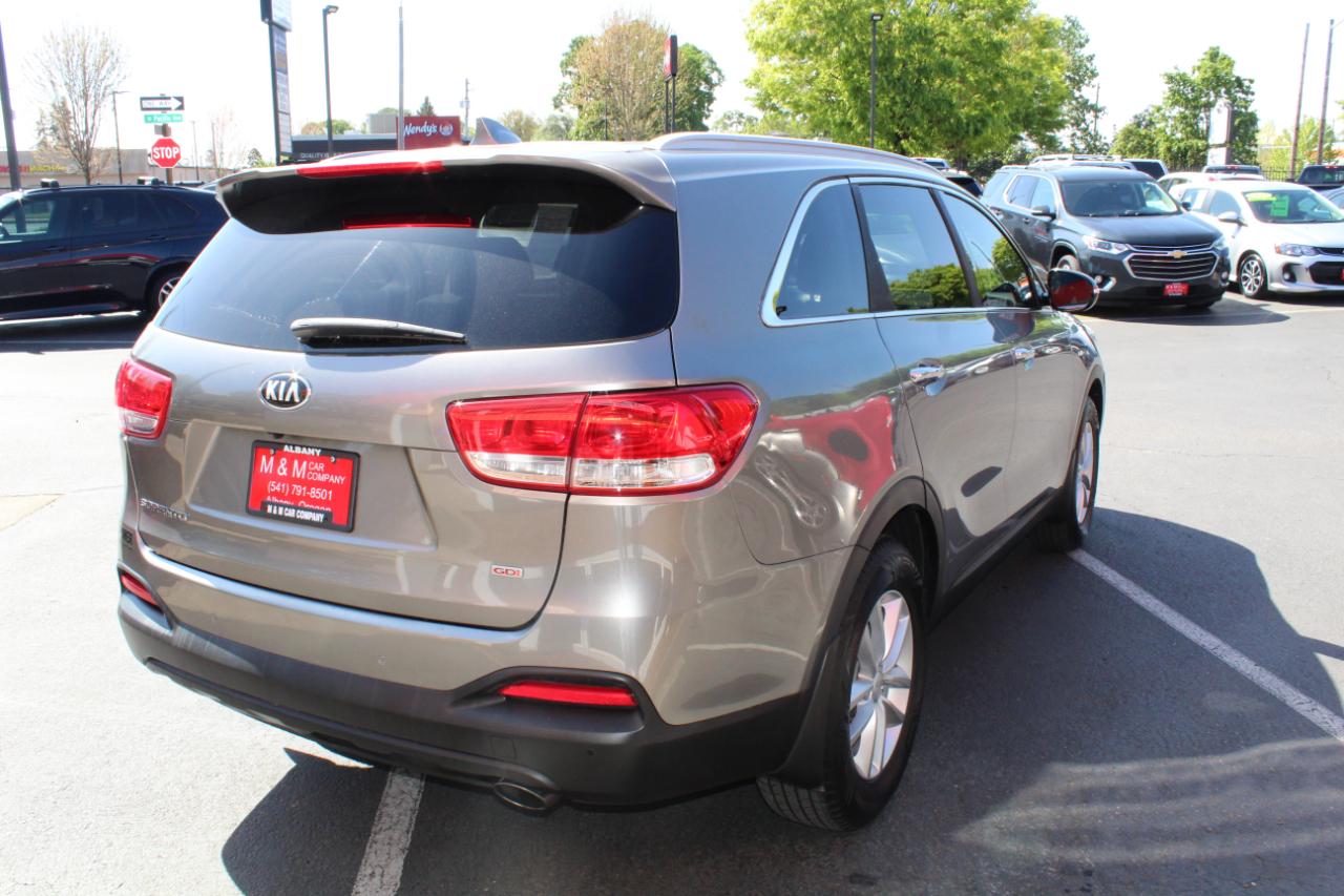 Kia Sorento FWD 4dr 2.4L LX 2016