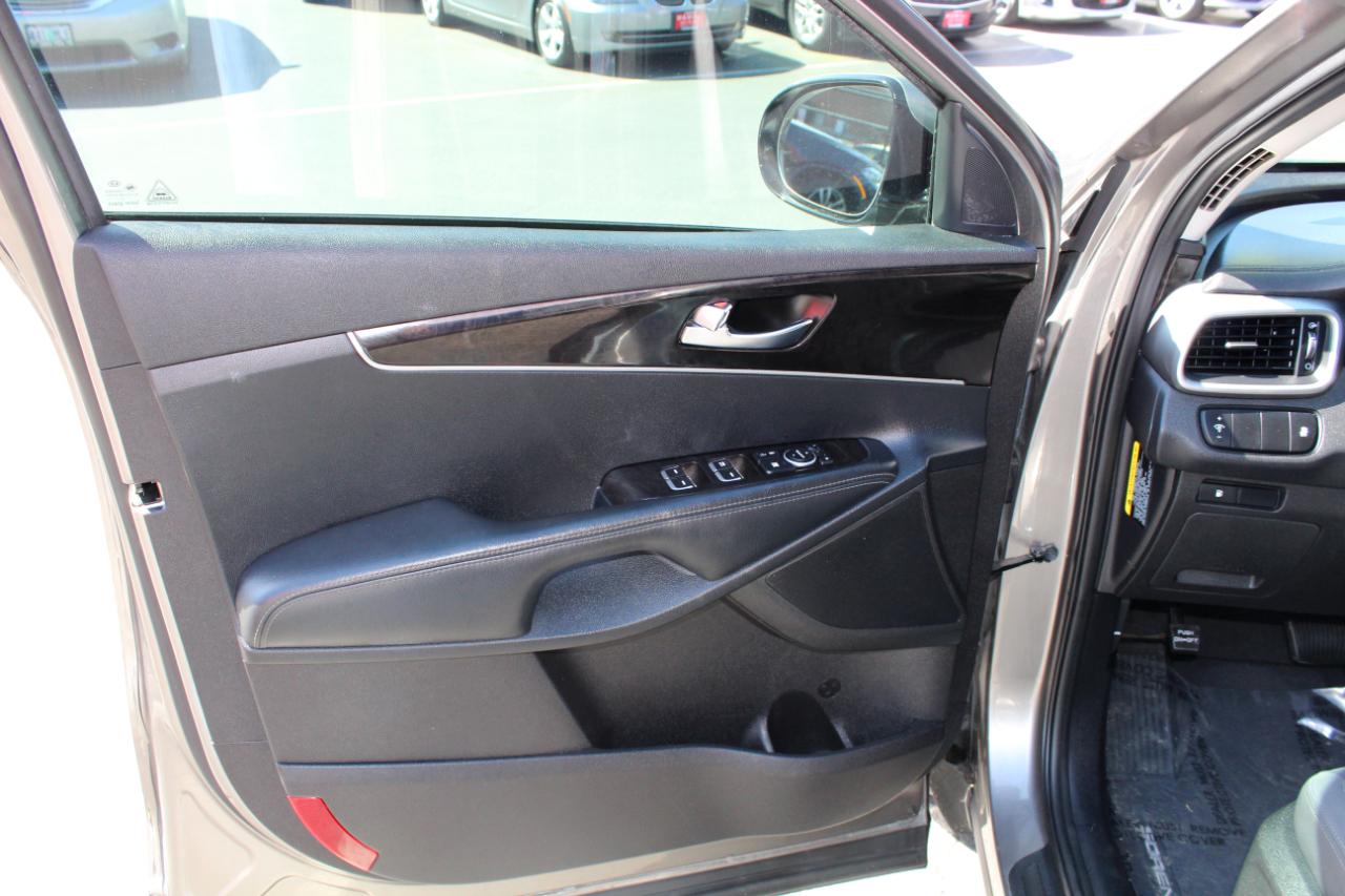 Kia Sorento FWD 4dr 2.4L LX 2016