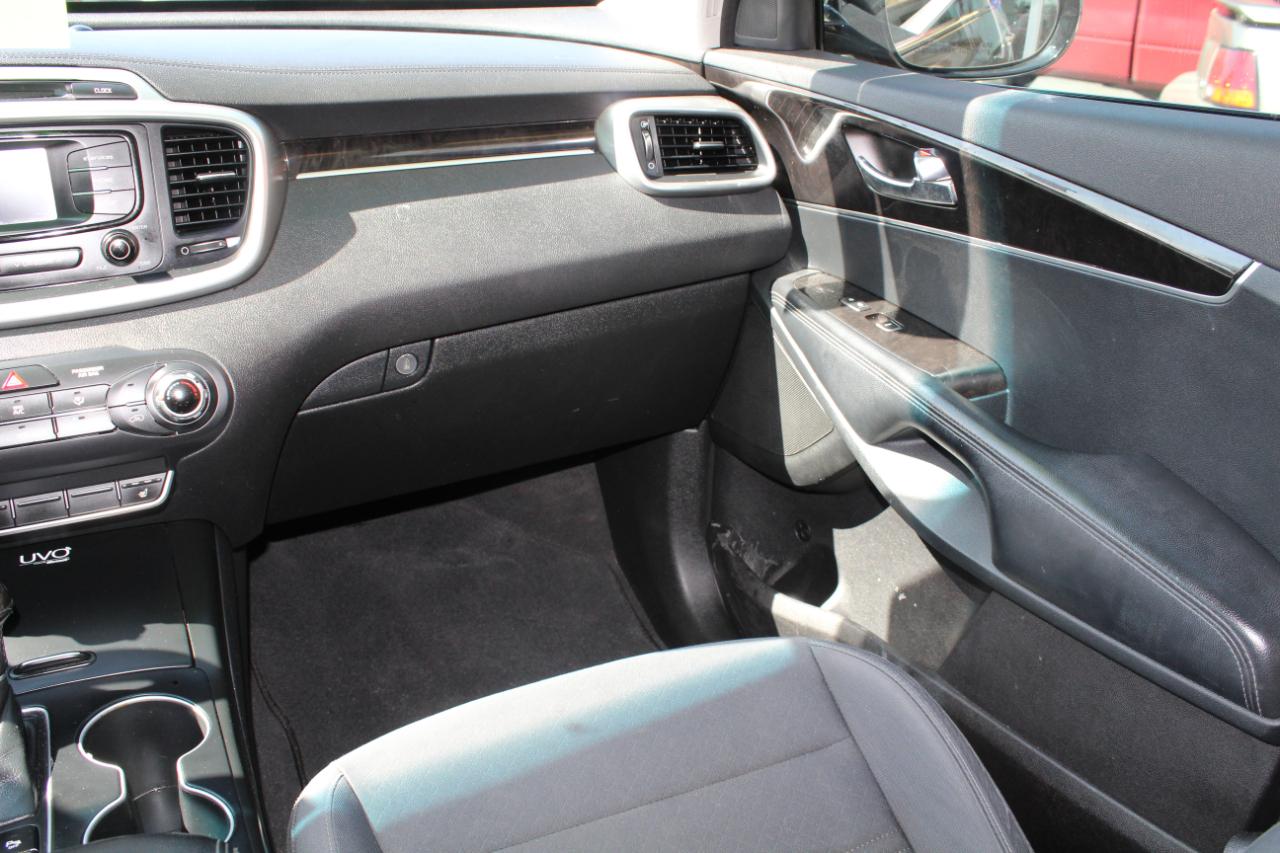 Kia Sorento FWD 4dr 2.4L LX 2016