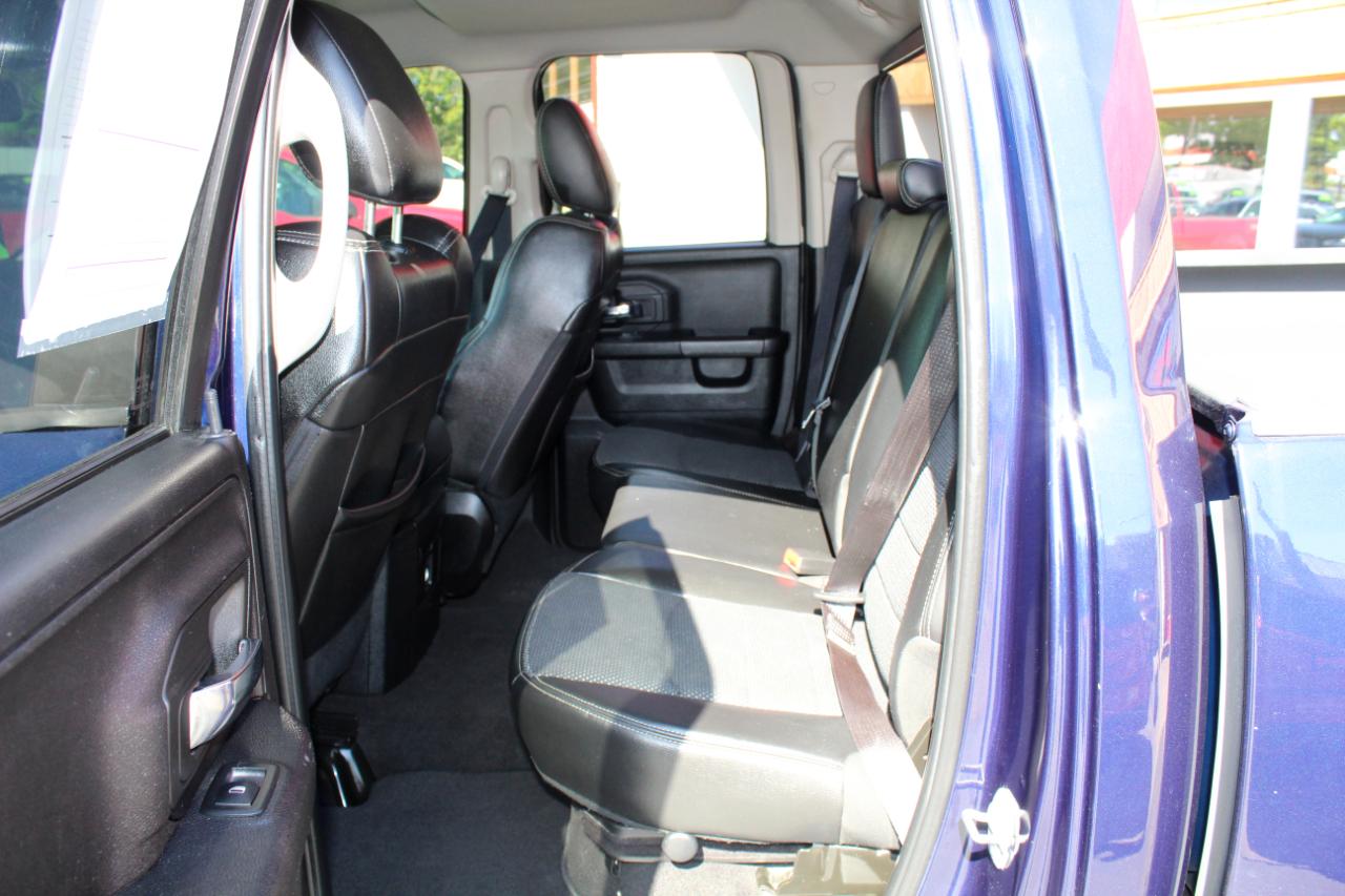 RAM 1500 4WD Quad Cab 140.5" Sport 2015