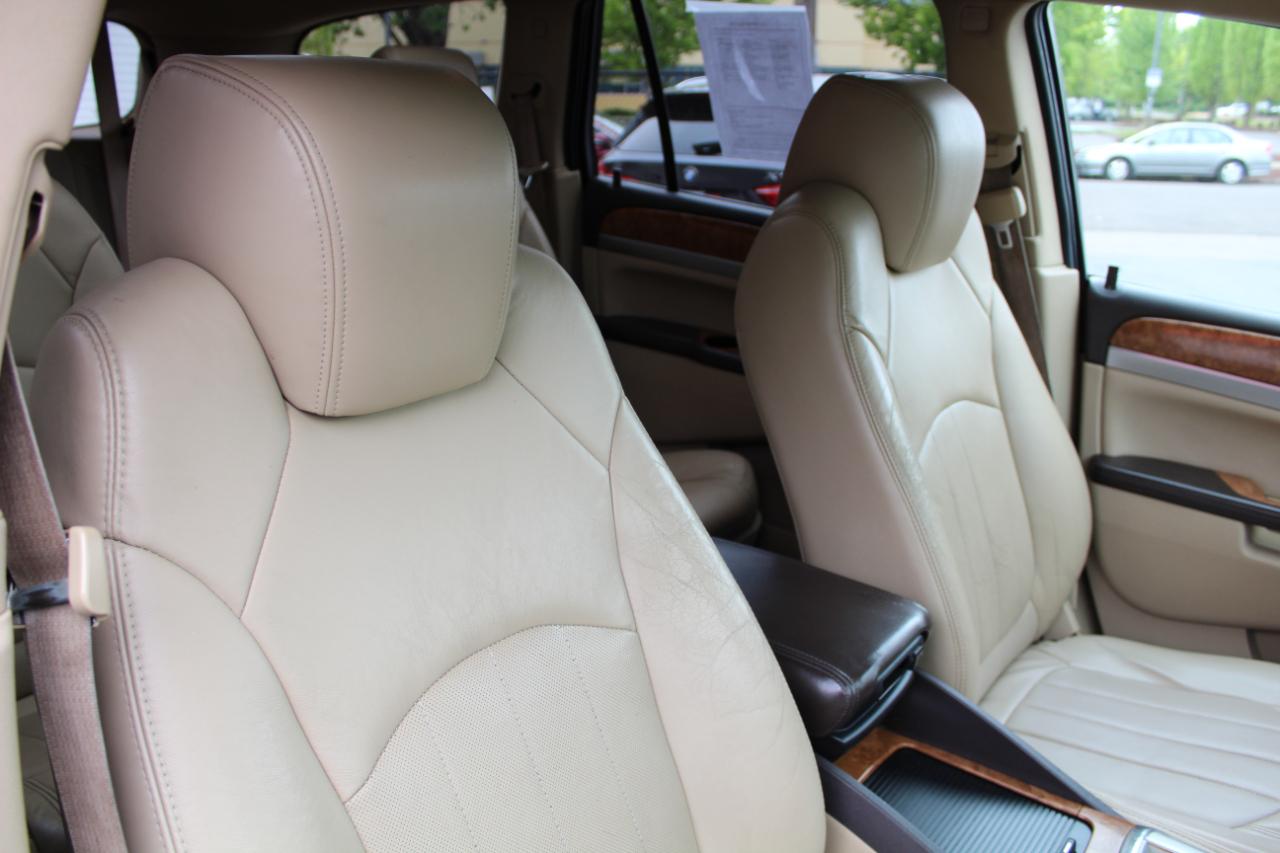 Buick Enclave FWD 4dr CXL-1 2011