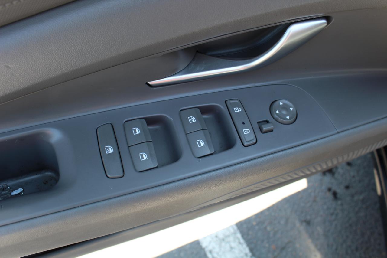 Hyundai Elantra SEL IVT 2022