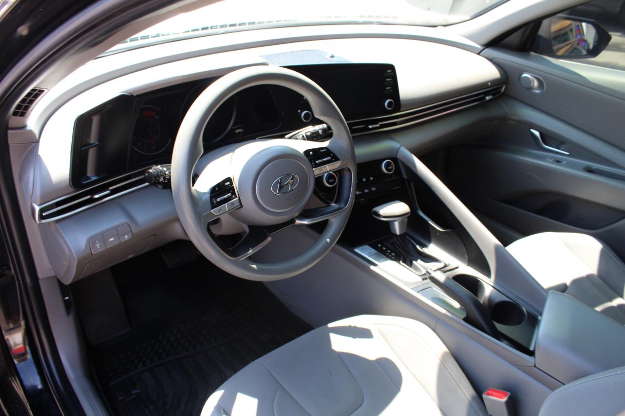 Hyundai Elantra SEL IVT 2022