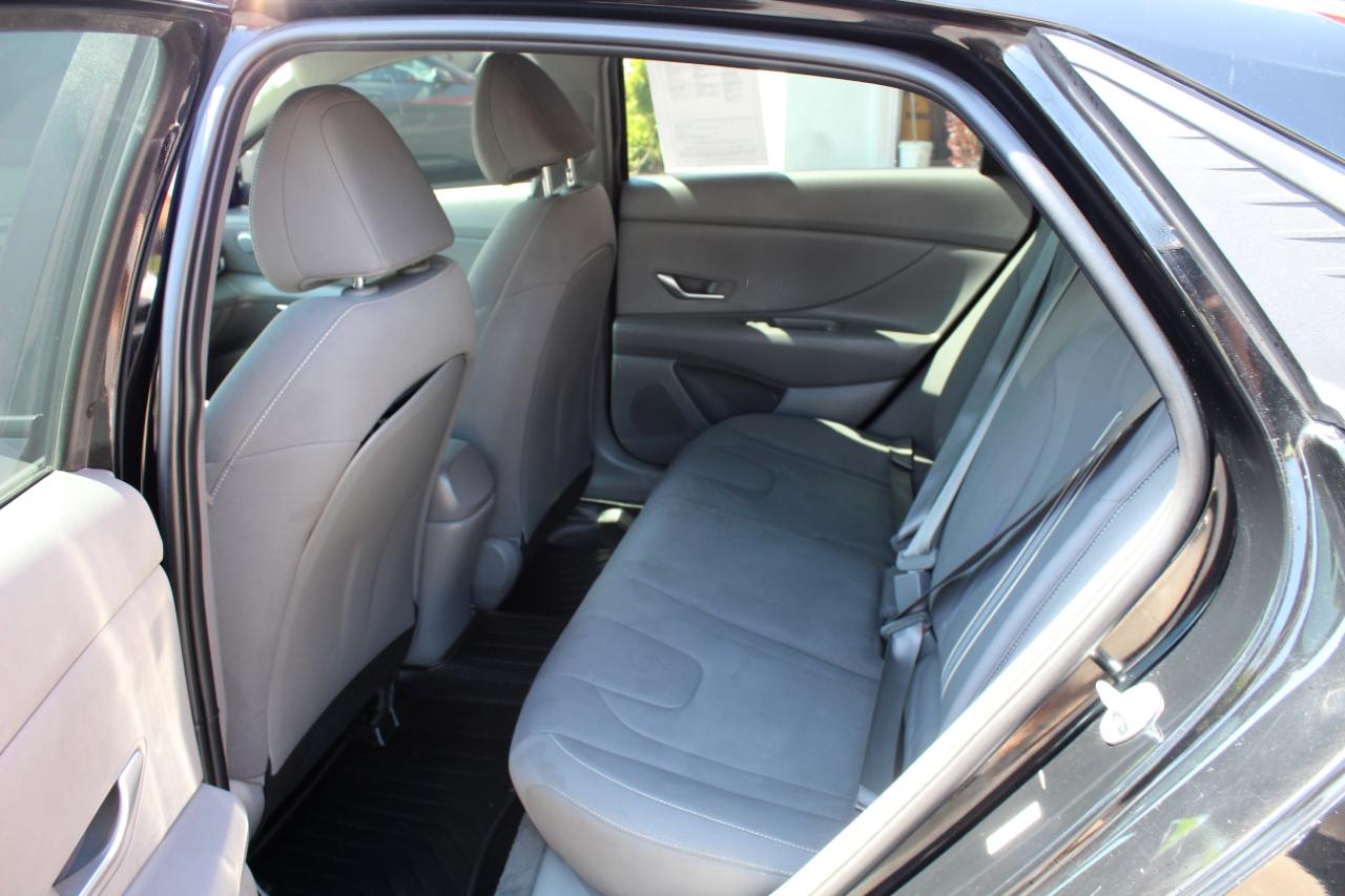 Hyundai Elantra SEL IVT 2022