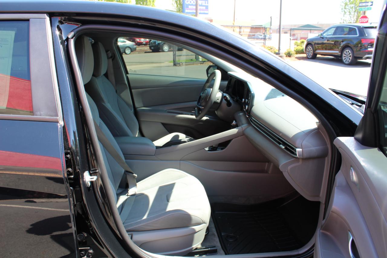 Hyundai Elantra SEL IVT 2022