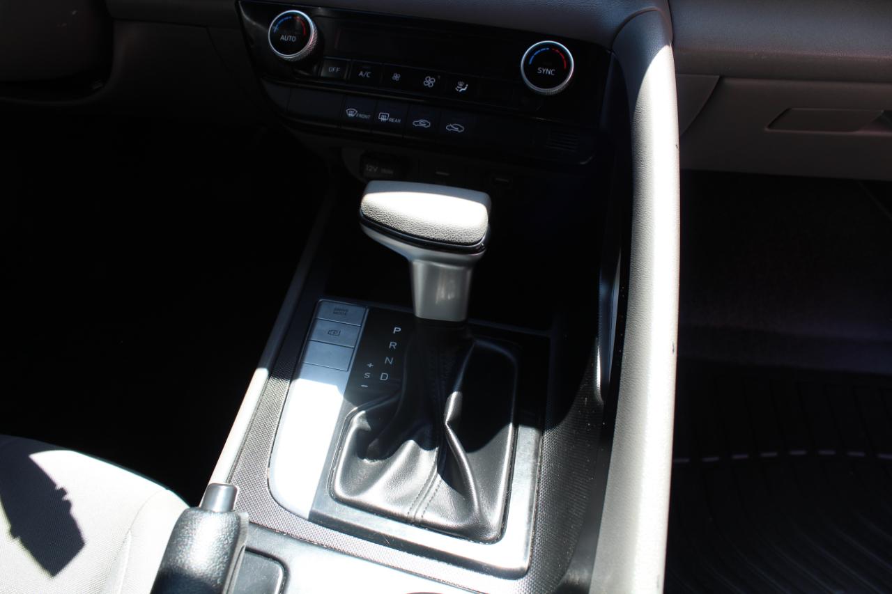 Hyundai Elantra SEL IVT 2022