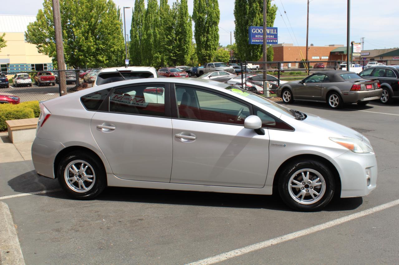 Toyota Prius 5dr HB III (Natl) 2010