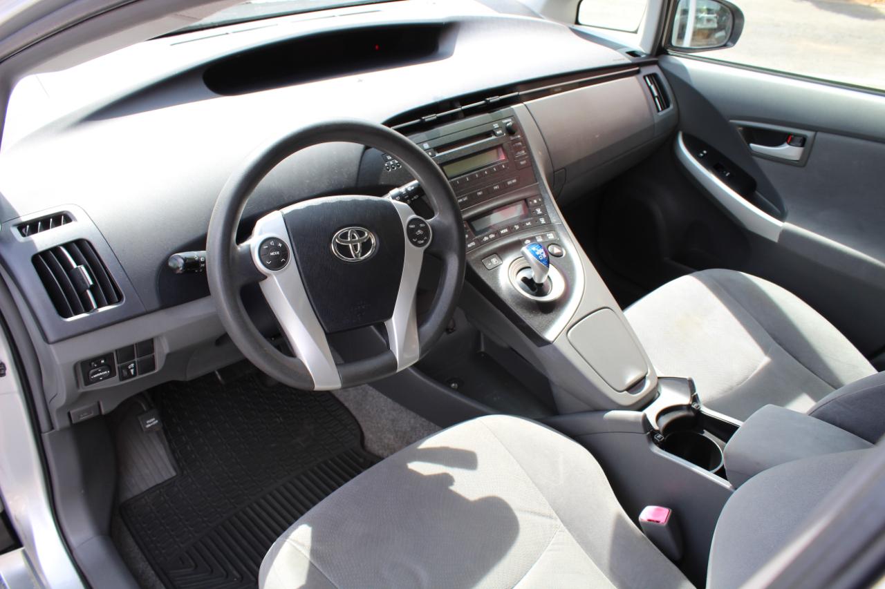 Toyota Prius 5dr HB III (Natl) 2010
