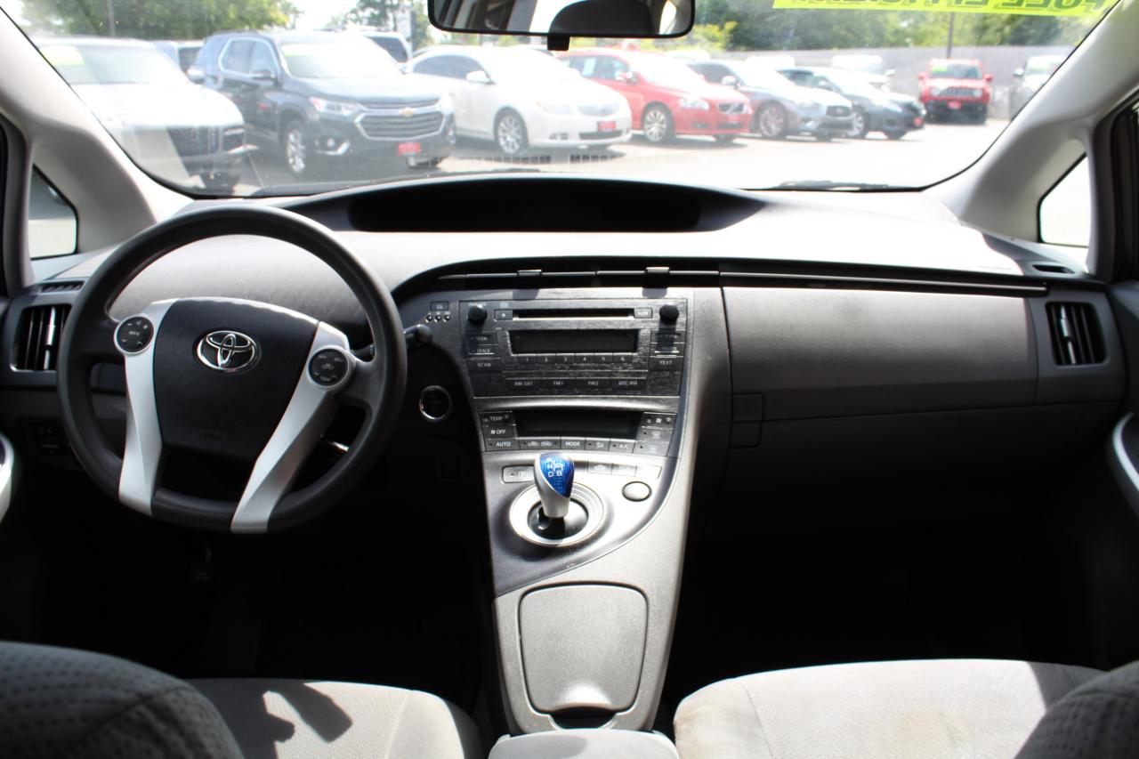 Toyota Prius 5dr HB III (Natl) 2010