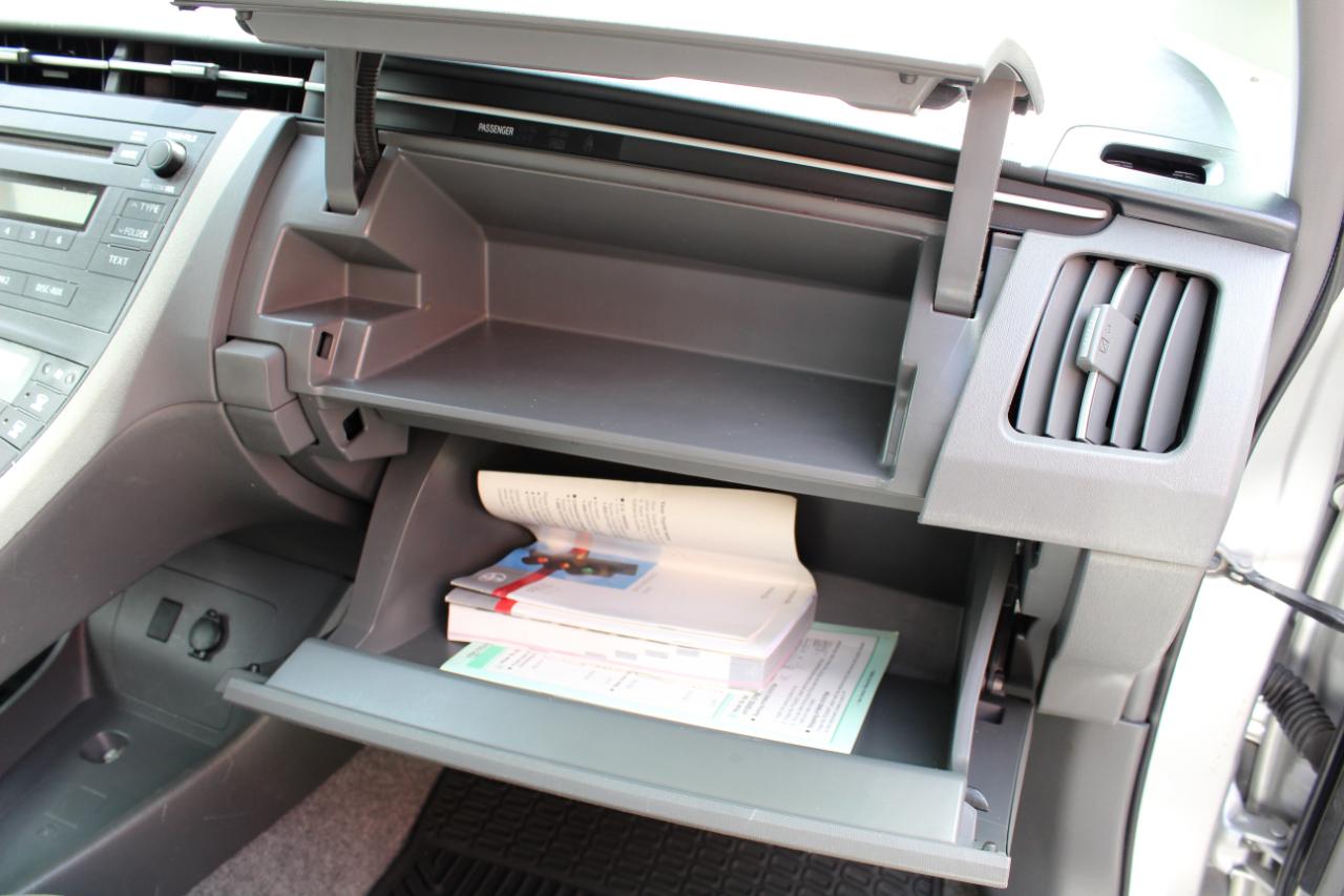 Toyota Prius 5dr HB III (Natl) 2010