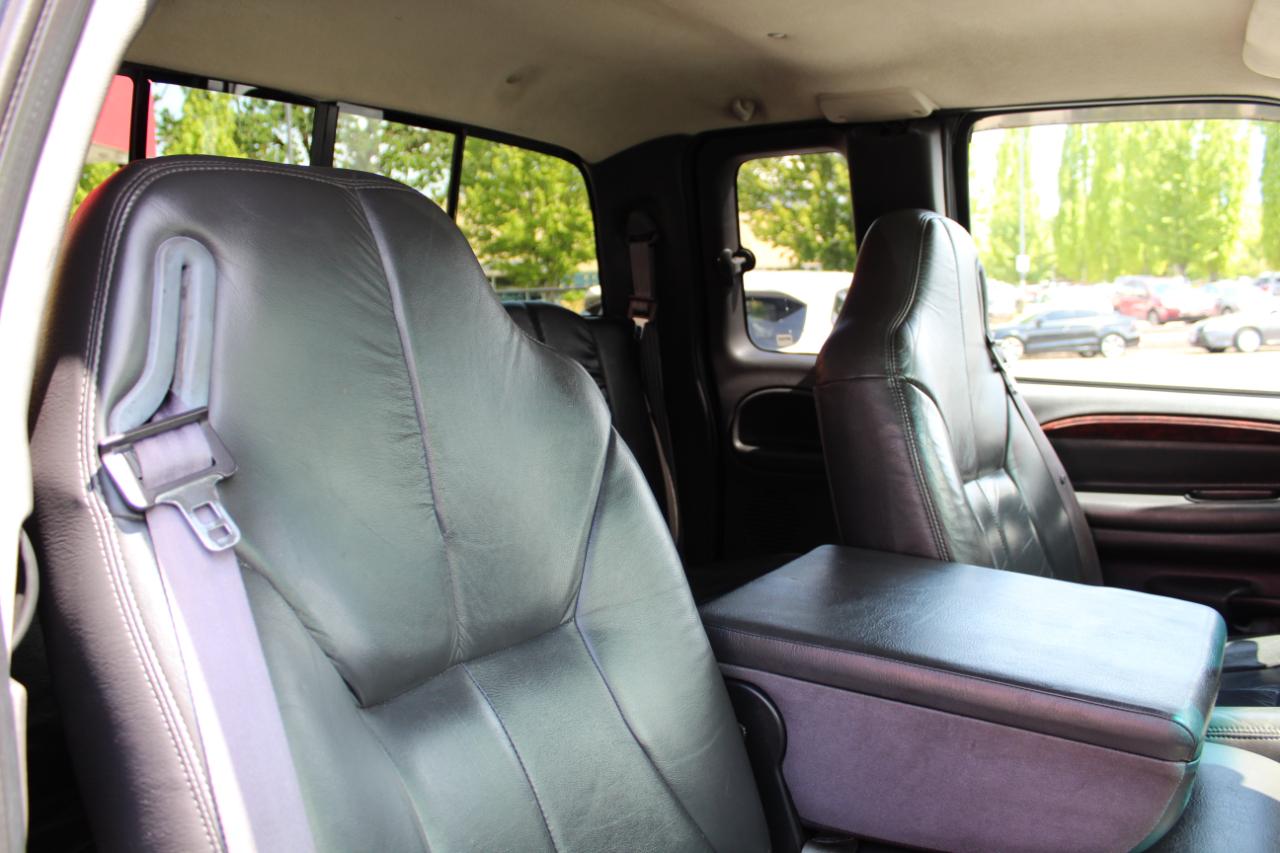 Dodge Ram 1500 4dr Quad Cab 139" WB 4WD 1999