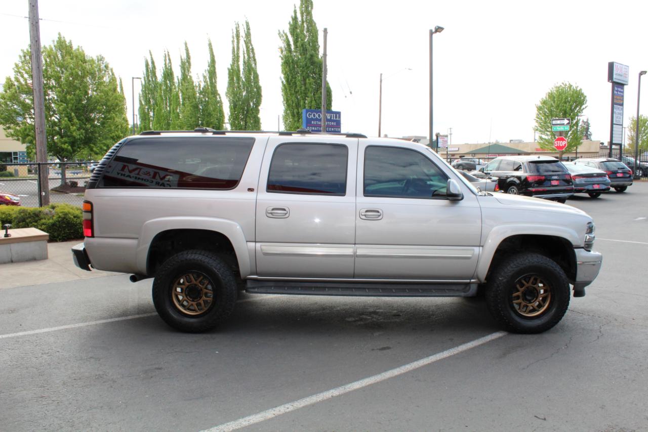 Chevrolet Suburban 4dr 1500 4WD LT 2005
