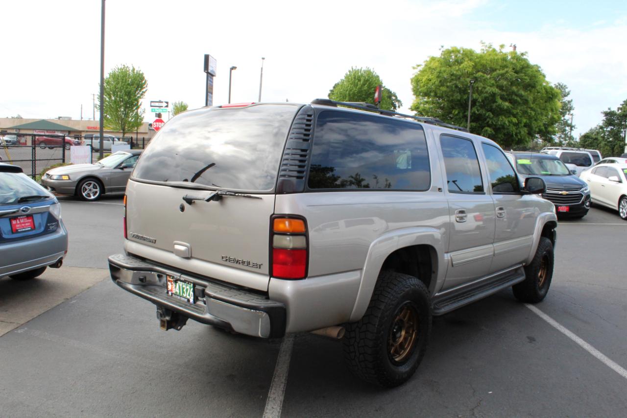 Chevrolet Suburban 4dr 1500 4WD LT 2005