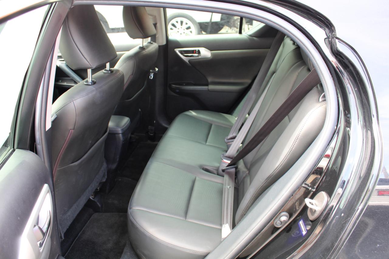 Lexus CT 200h 5dr Sdn Hybrid 2013
