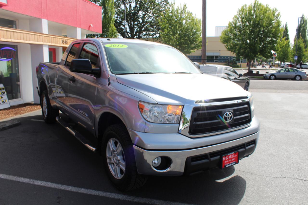 Toyota Tundra 4WD Truck Double Cab 4.6L V8 6-Spd AT (Natl) 2012