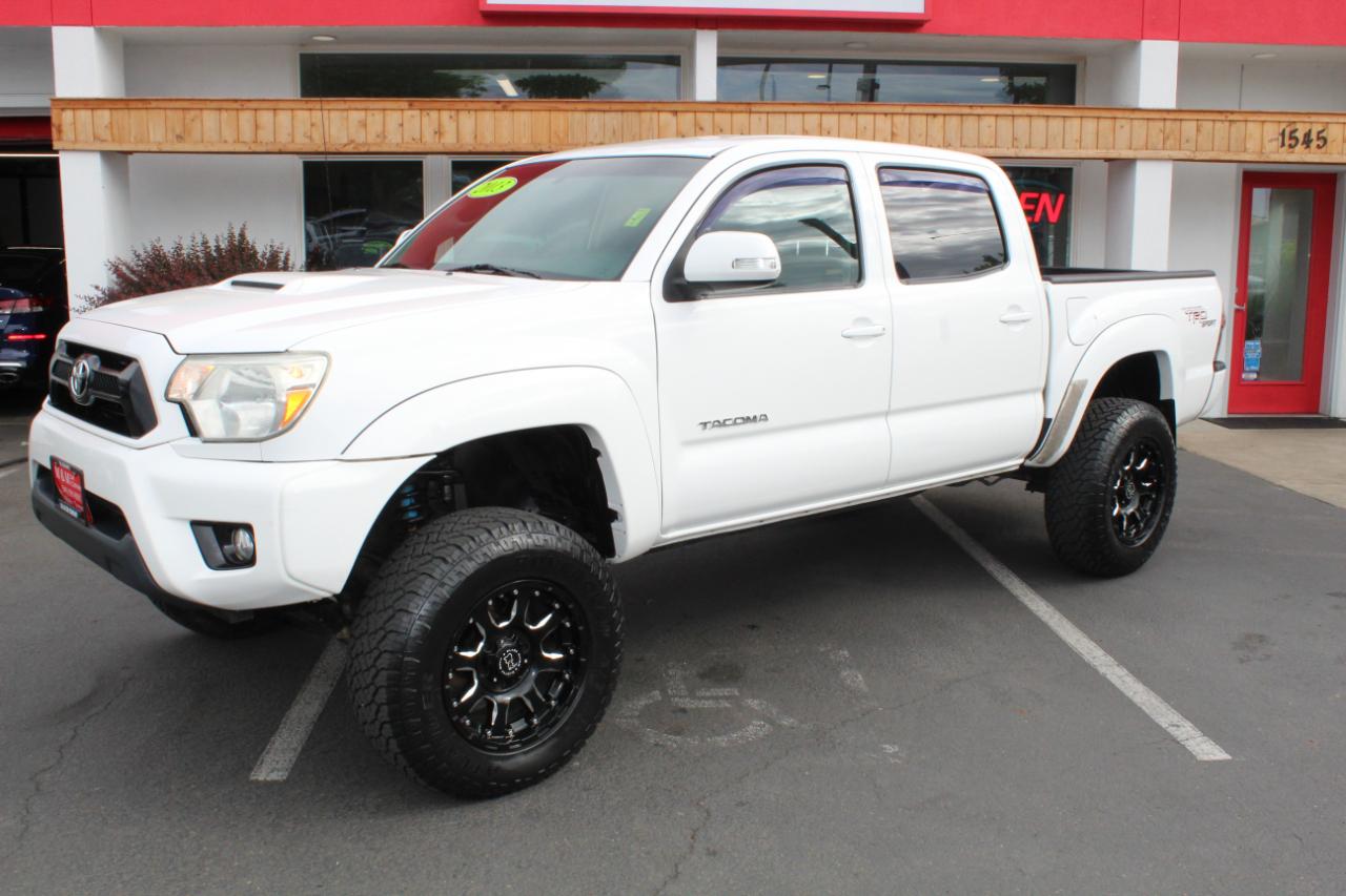 Toyota Tacoma 2WD Double Cab V6 AT PreRunner (Natl) 2013