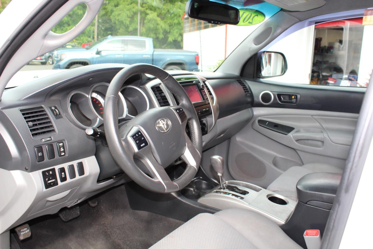 Toyota Tacoma 2WD Double Cab V6 AT PreRunner (Natl) 2013