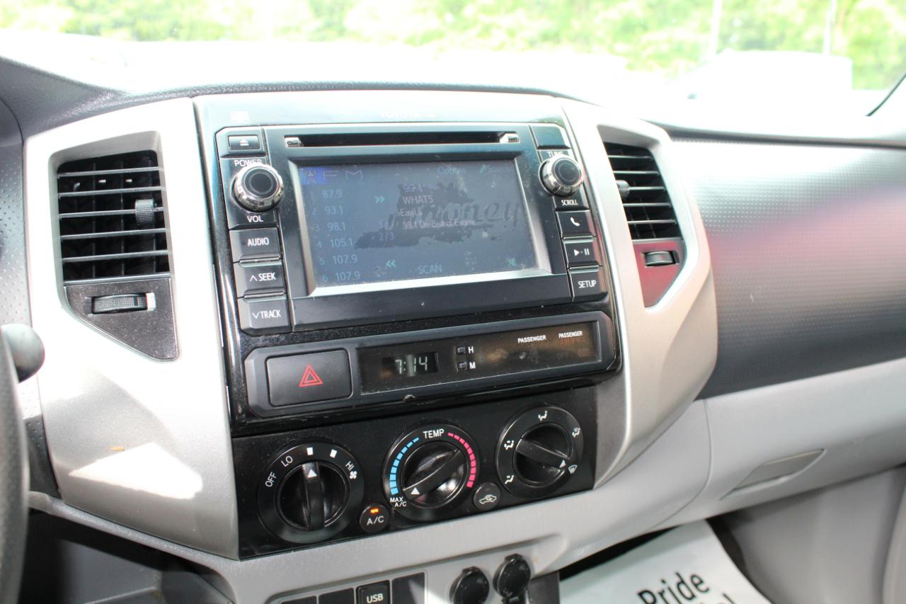 Toyota Tacoma 2WD Double Cab V6 AT PreRunner (Natl) 2013