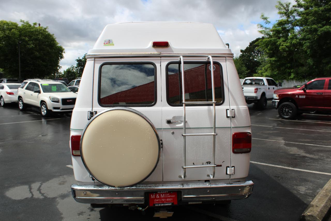 Chevrolet Chevy Van G20 110" WB 1995