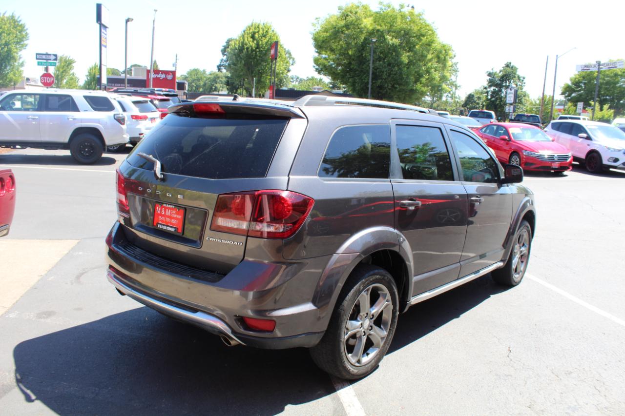 Dodge Journey Crossroad Plus AWD 2017