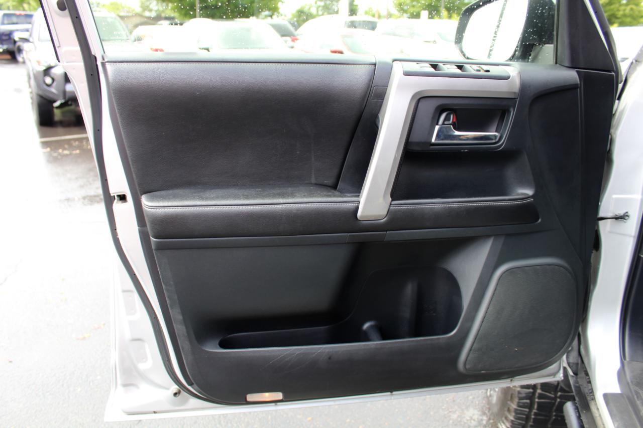 Toyota 4Runner 4WD 4dr V6 Trail Premium (Natl) 2015