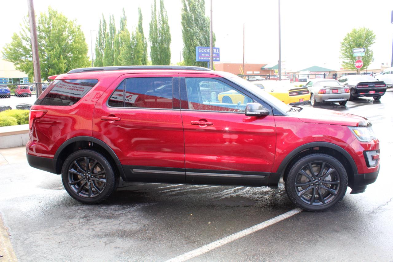 Ford Explorer XLT 4WD 2017