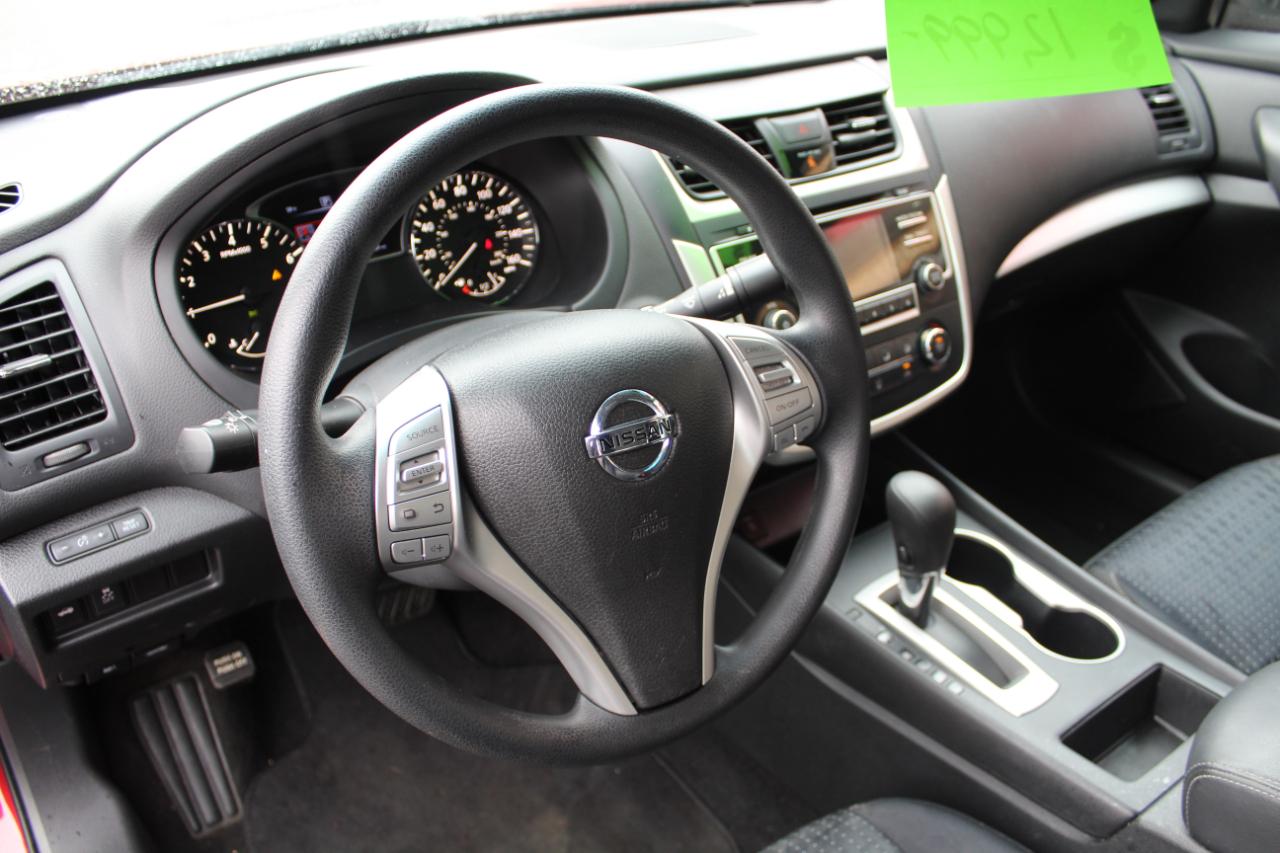 Nissan Altima 4dr Sdn I4 2.5 S 2016