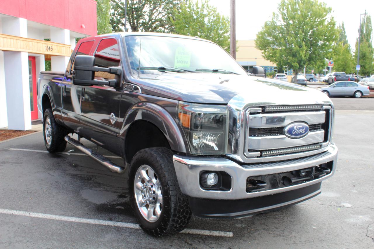 Ford Super Duty F-350 SRW 4WD Crew Cab 156" Lariat 2015