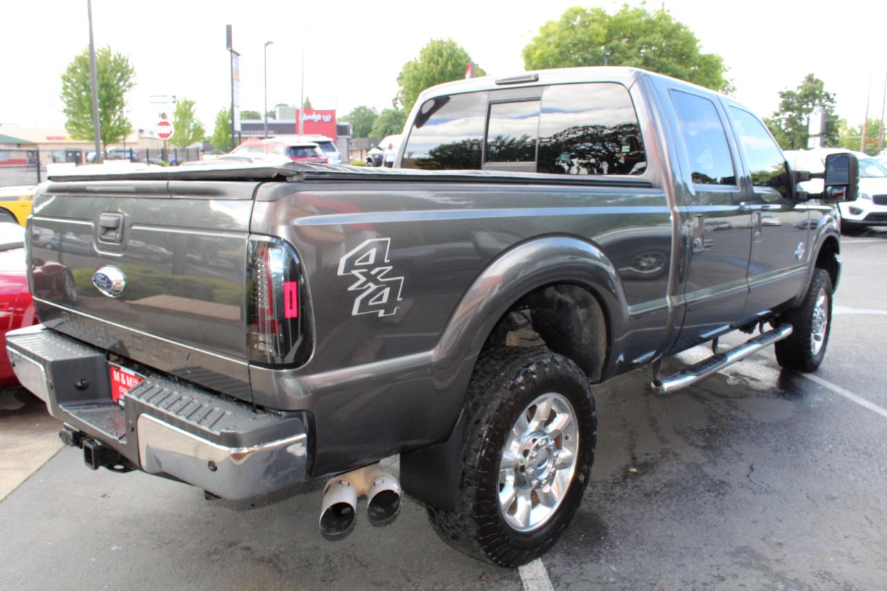 Ford Super Duty F-350 SRW 4WD Crew Cab 156" Lariat 2015