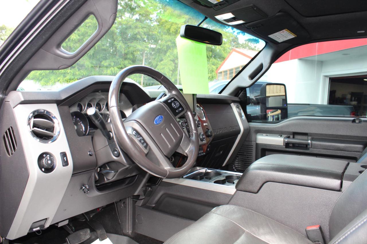 Ford Super Duty F-350 SRW 4WD Crew Cab 156" Lariat 2015
