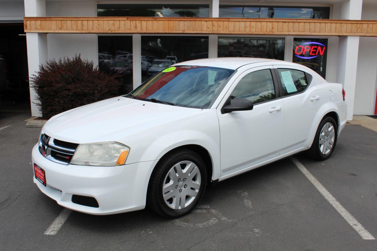 Dodge Avenger 4dr Sdn SE 2013