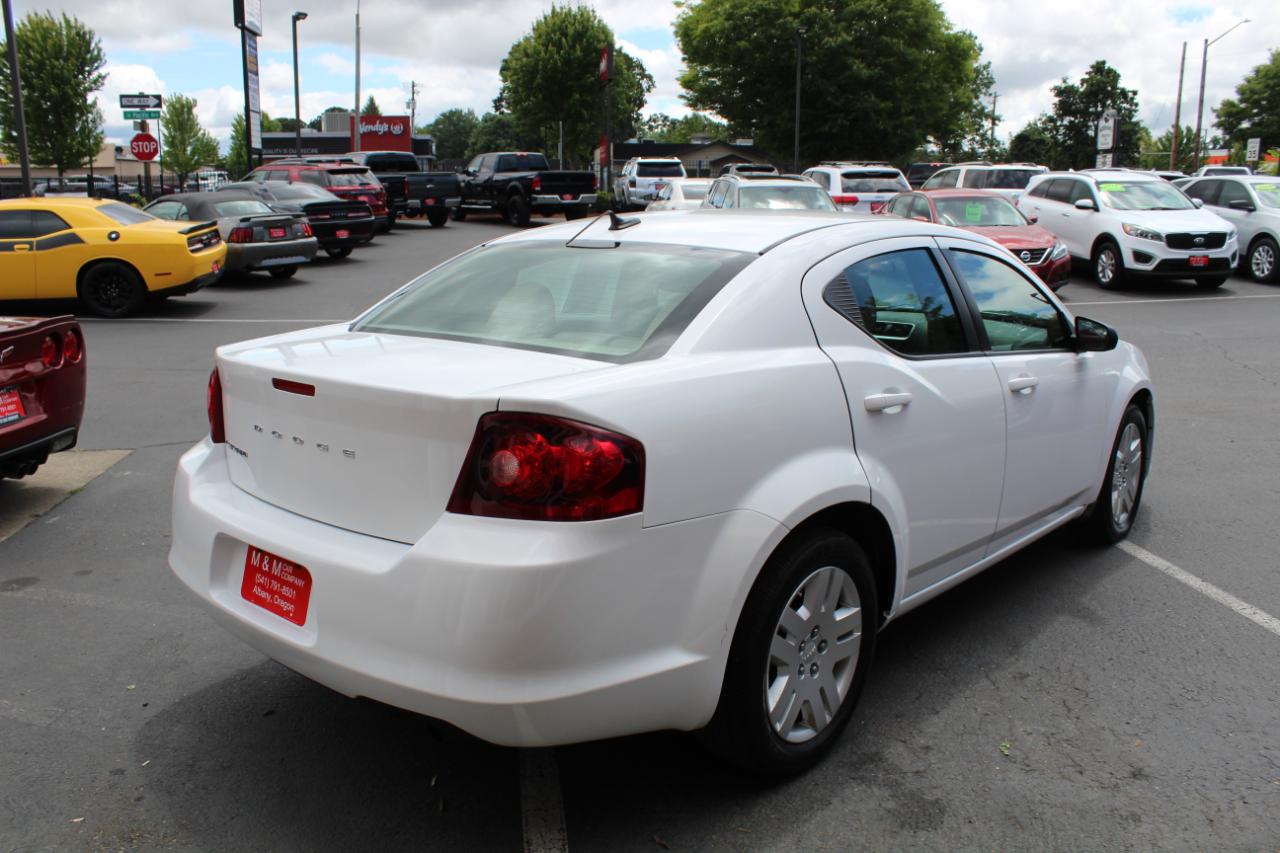 Dodge Avenger 4dr Sdn SE 2013
