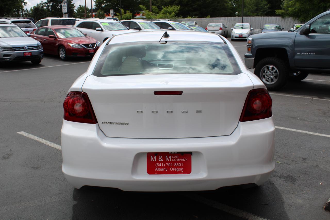 Dodge Avenger 4dr Sdn SE 2013