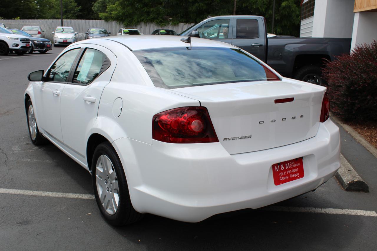 Dodge Avenger 4dr Sdn SE 2013