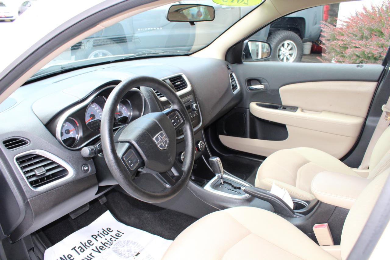 Dodge Avenger 4dr Sdn SE 2013