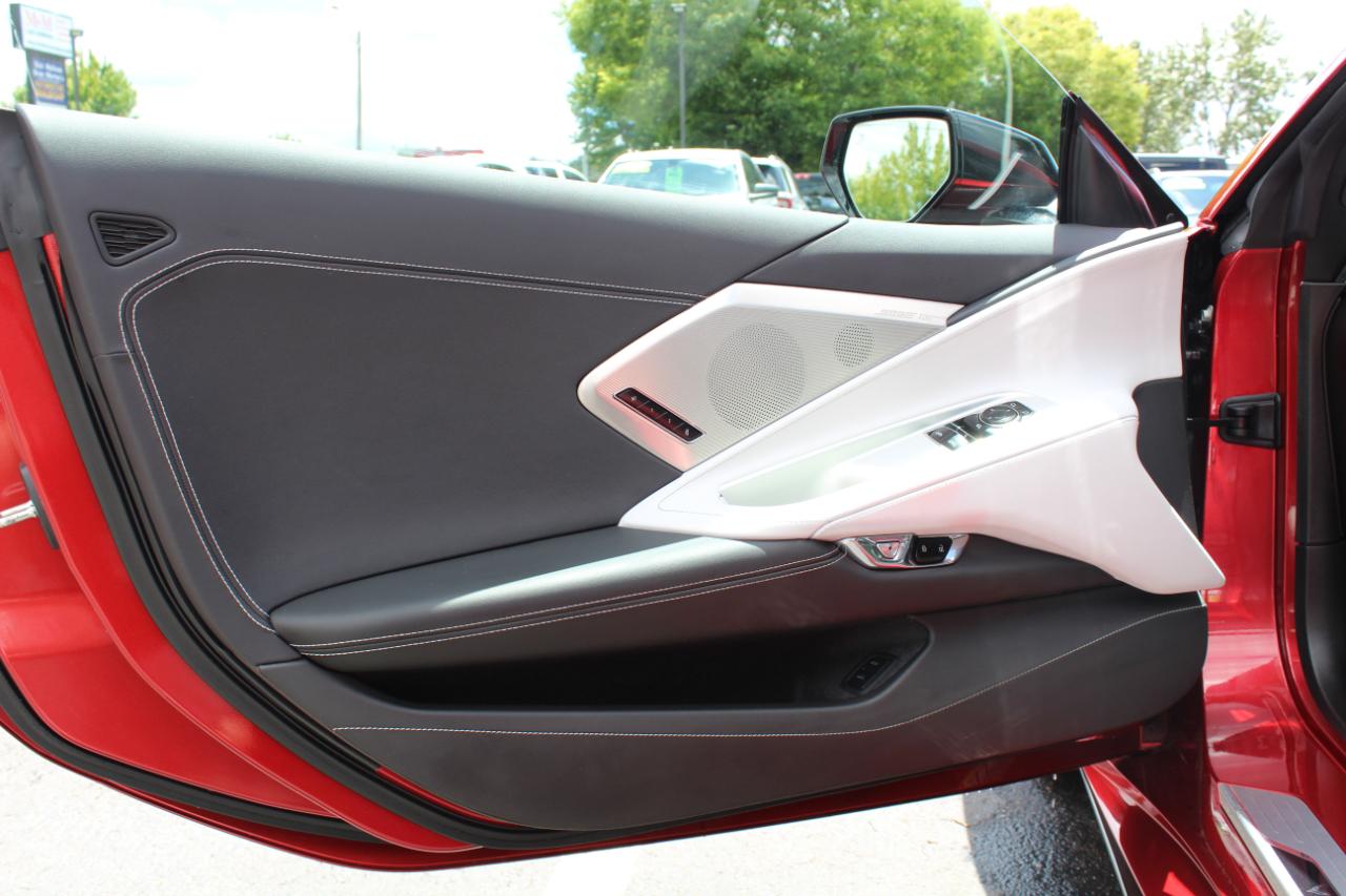 Chevrolet Corvette 2dr Stingray Cpe w/2LT 2023