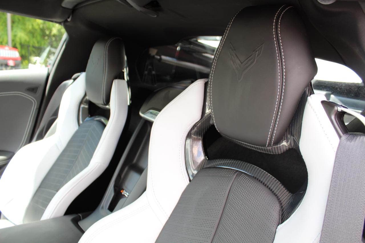 Chevrolet Corvette 2dr Stingray Cpe w/2LT 2023